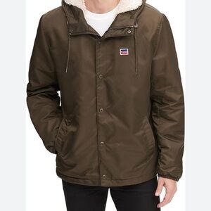 Levi's Men's Sherpa Lined army green Coaches Jacket